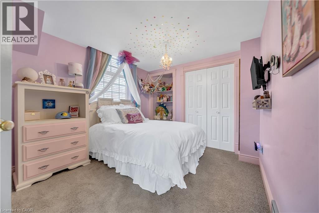 4766 HYNDMAN Drive - Image 25