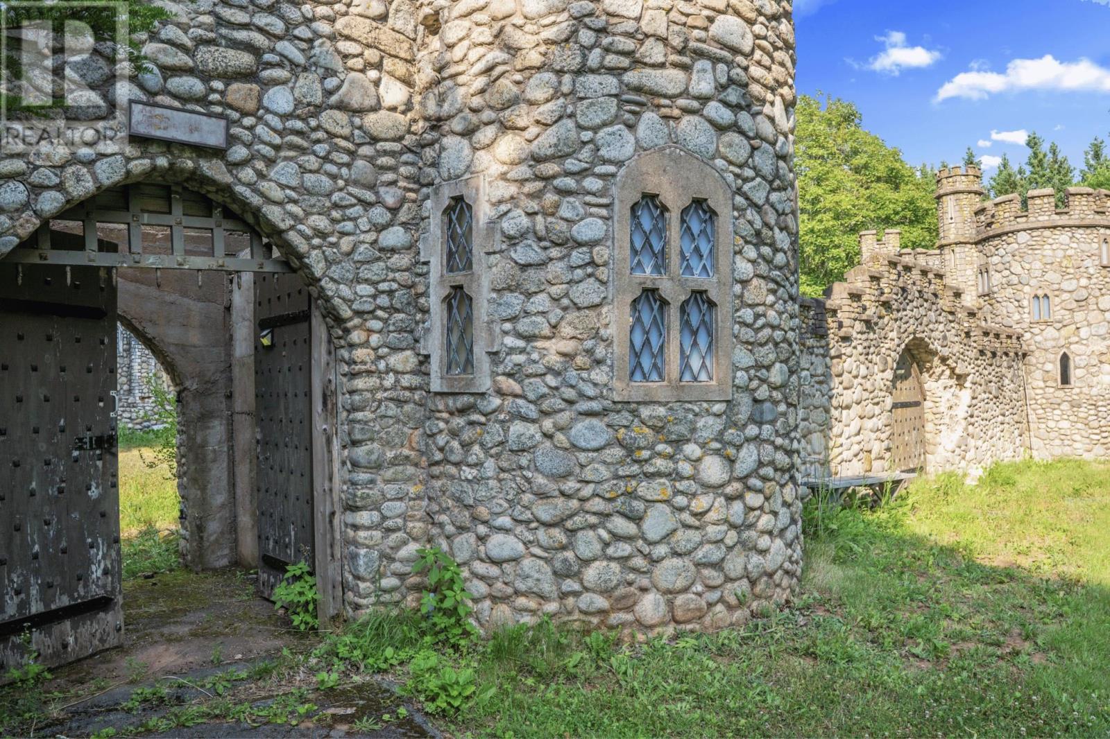 1168 Burlington Road - 10