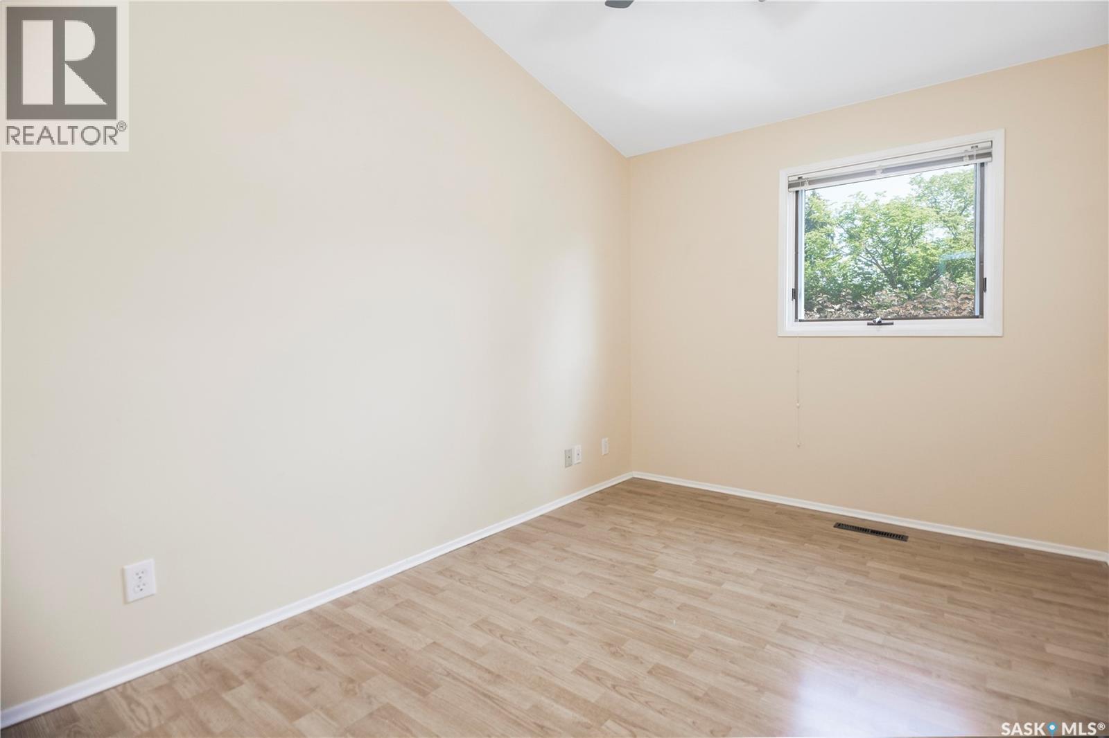 2885 4th AVENUE W - Image 13