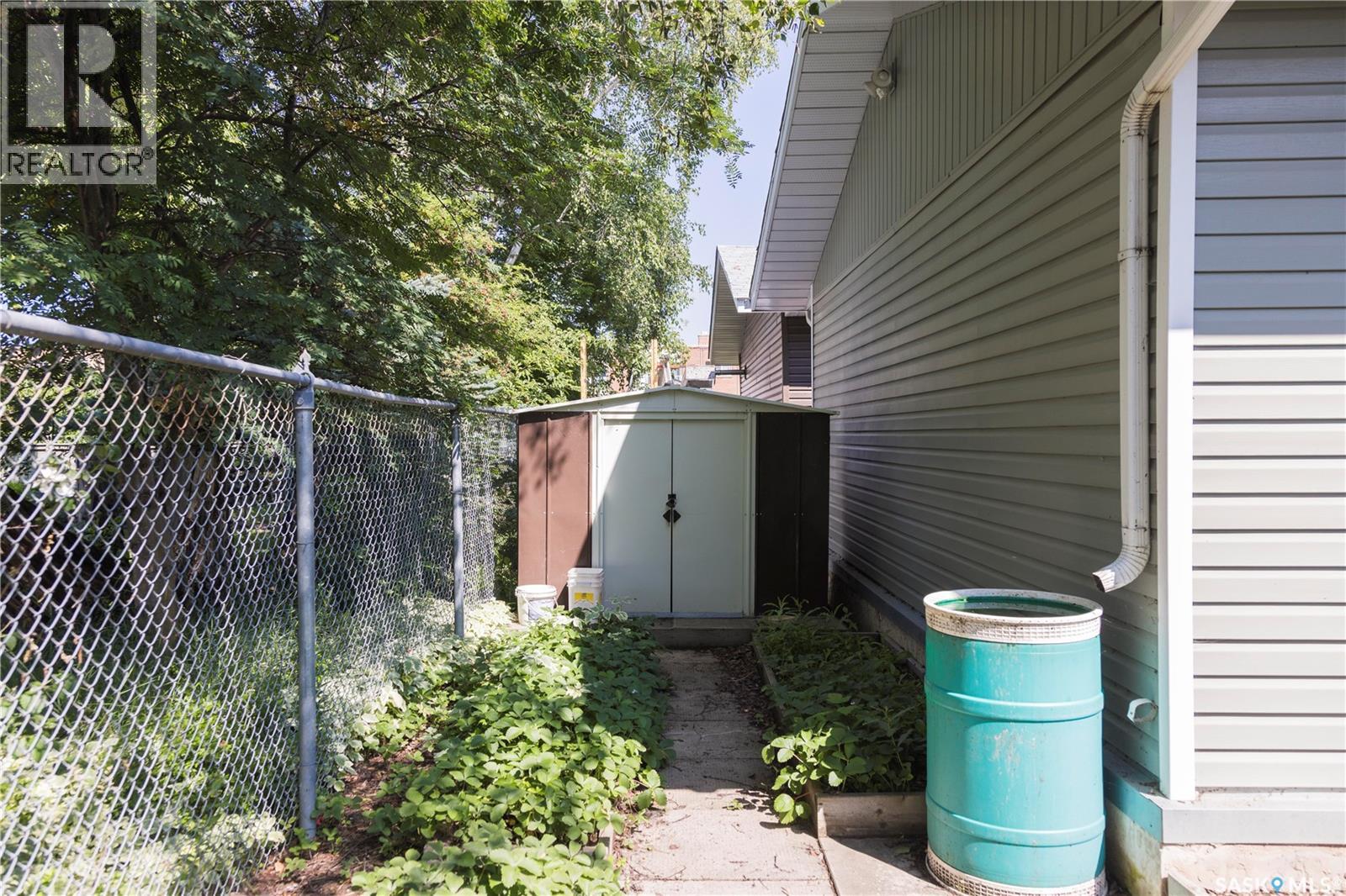 2885 4th AVENUE W - Image 29