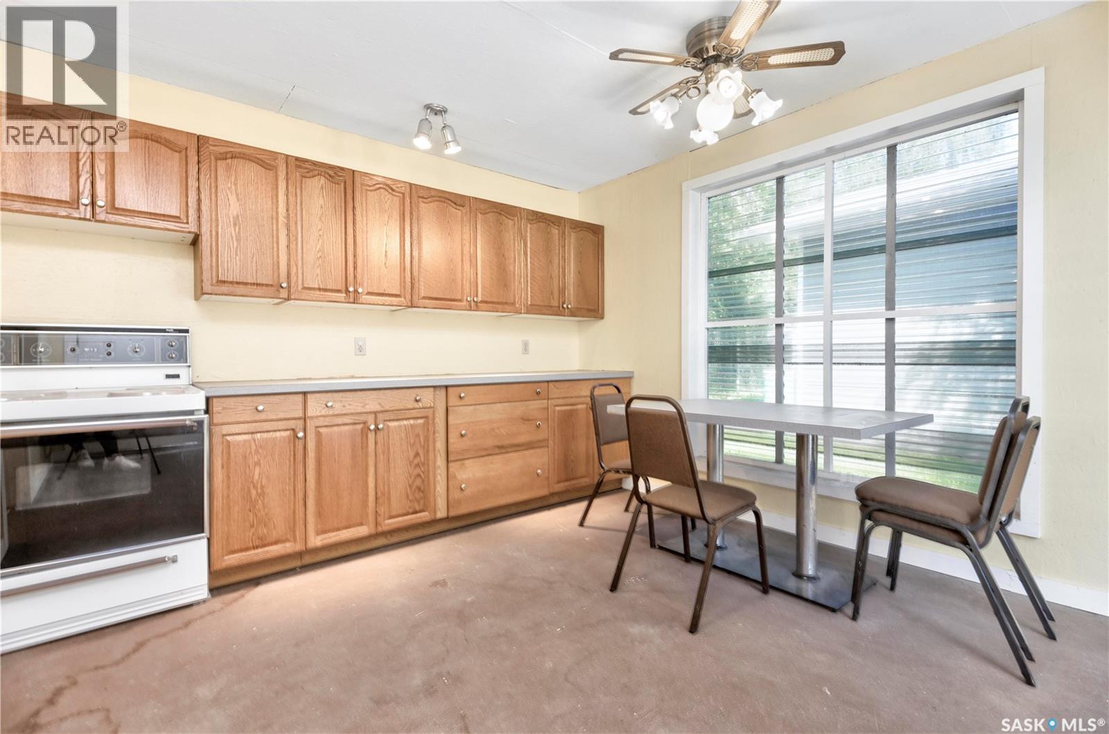 2885 4th AVENUE W - Image 30