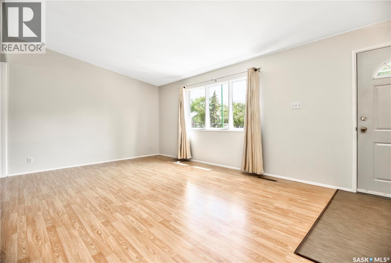 2885 4th AVENUE W - Image 6