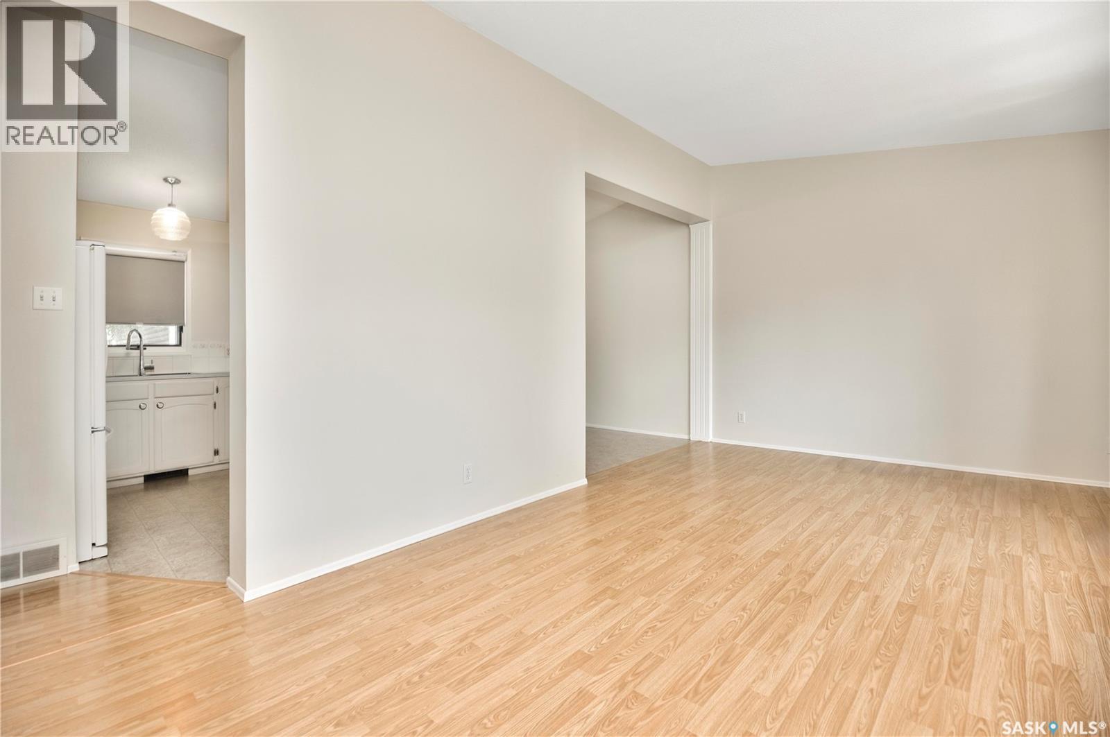 2885 4th AVENUE W - Image 7