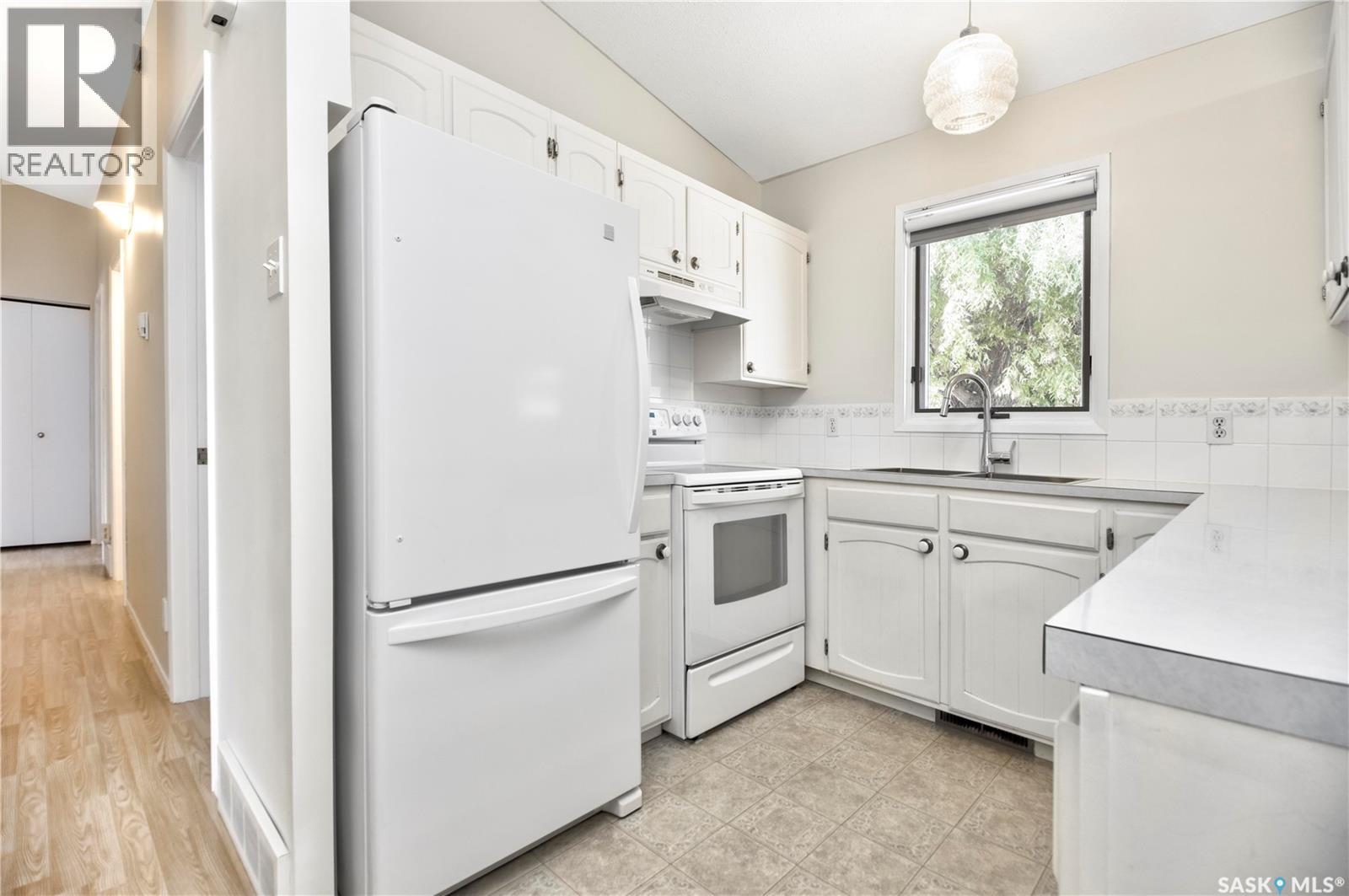 2885 4th AVENUE W - Image 9