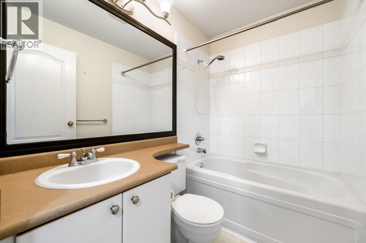 #7-7100 LYNNWOOD Drive, Richmond