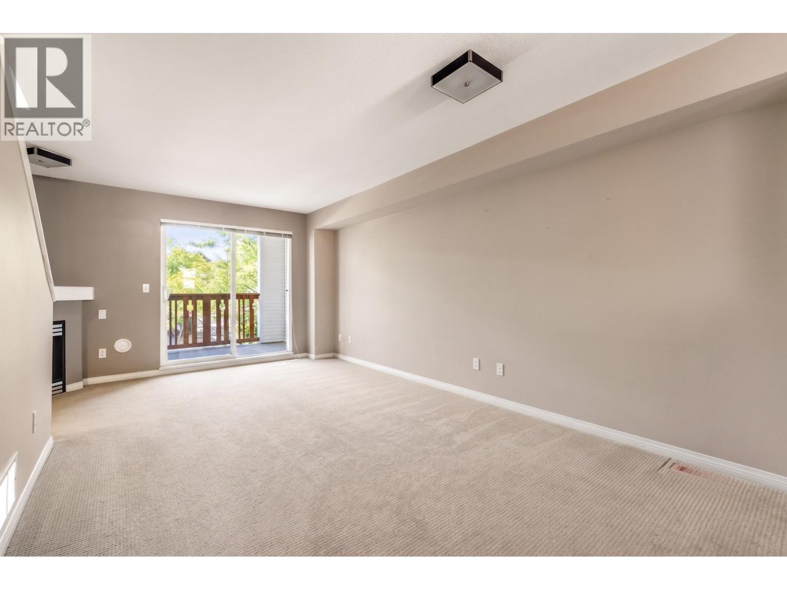 #7-7100 LYNNWOOD Drive, Richmond