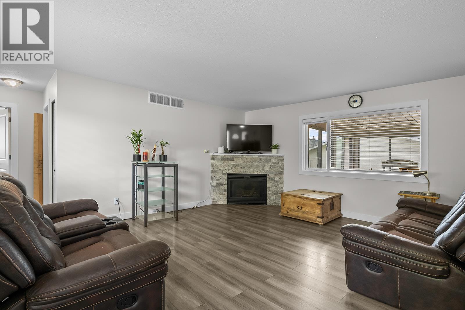 3463 Logan Road - 7