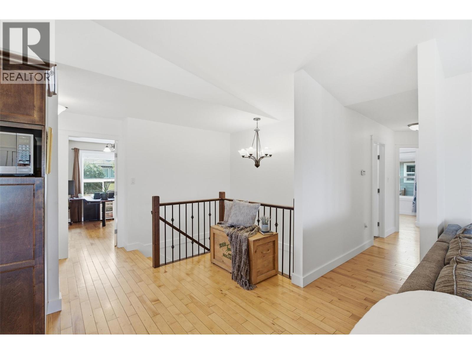 1620 Fir Road - 12
