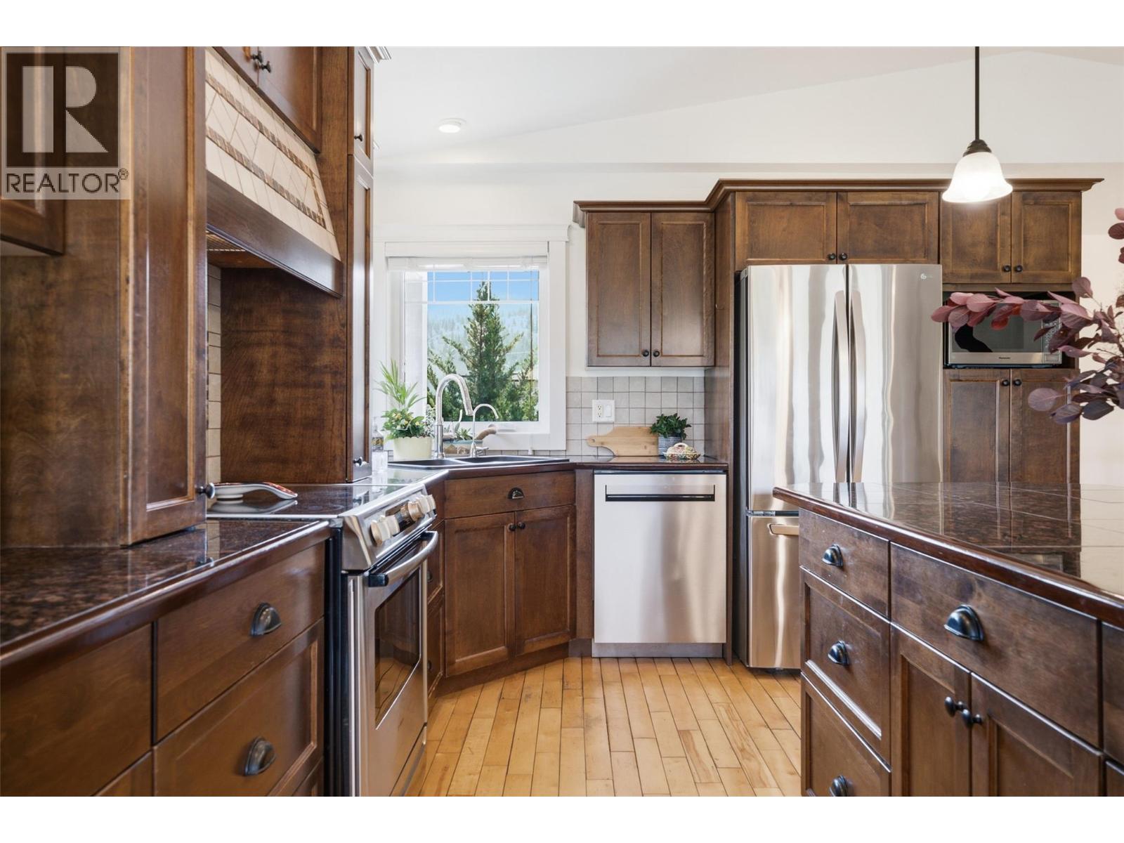1620 Fir Road - 16