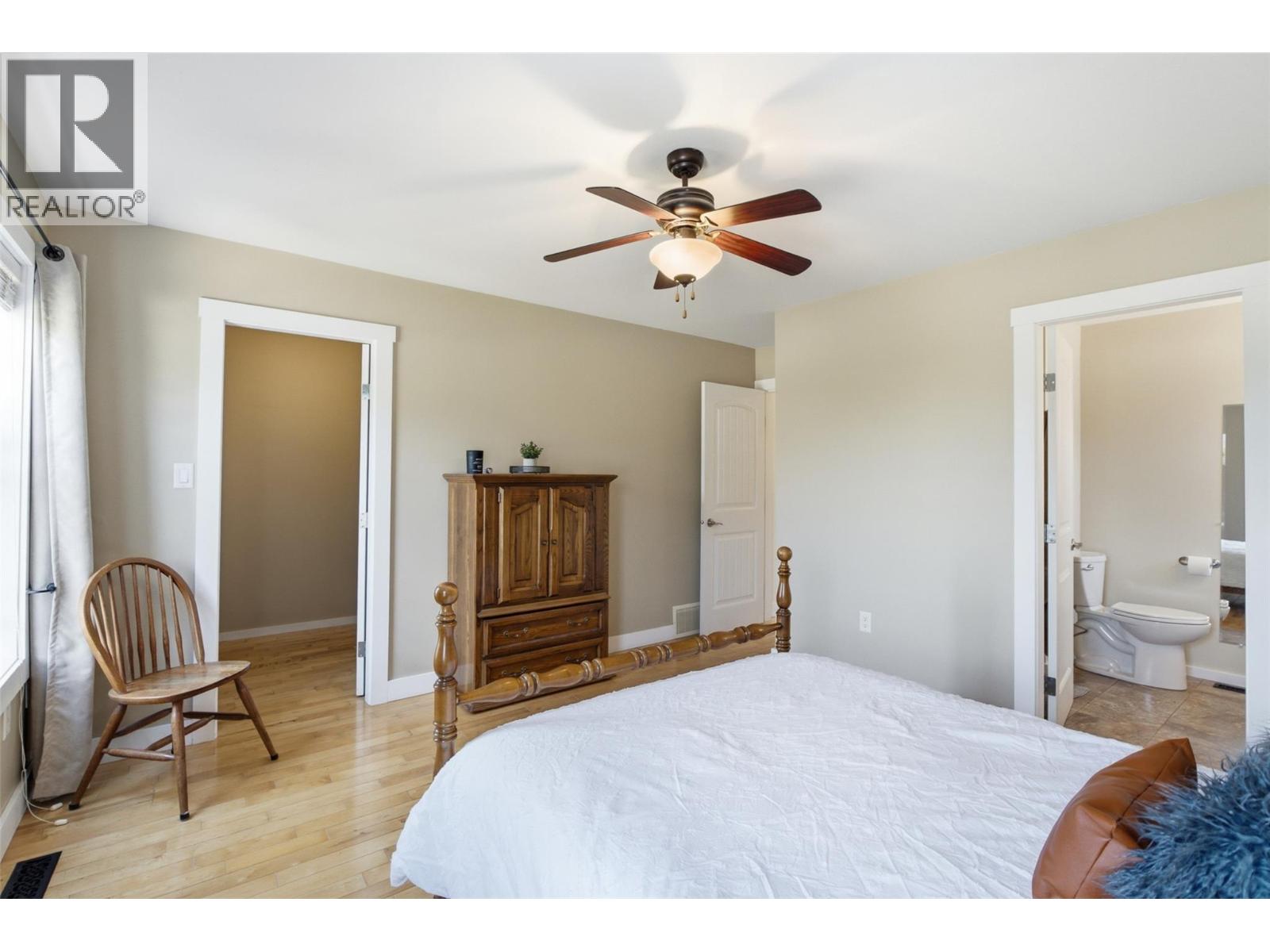 1620 Fir Road - 40