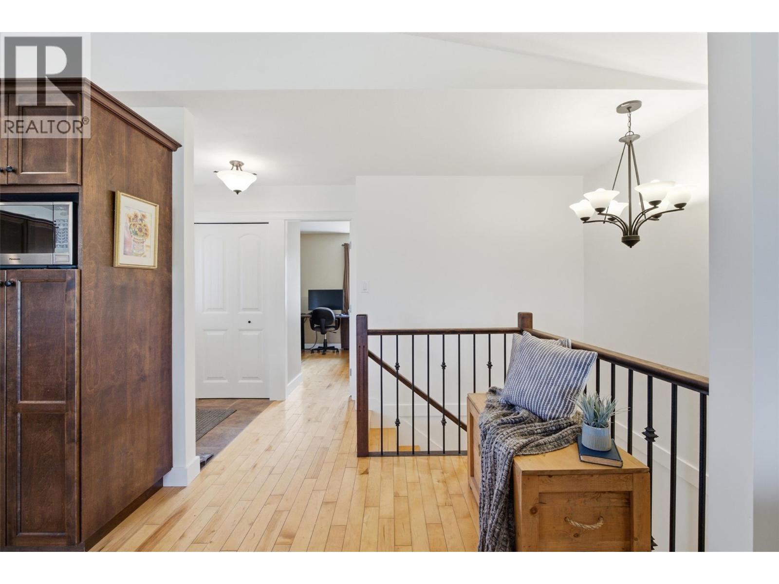 1620 Fir Road - 34