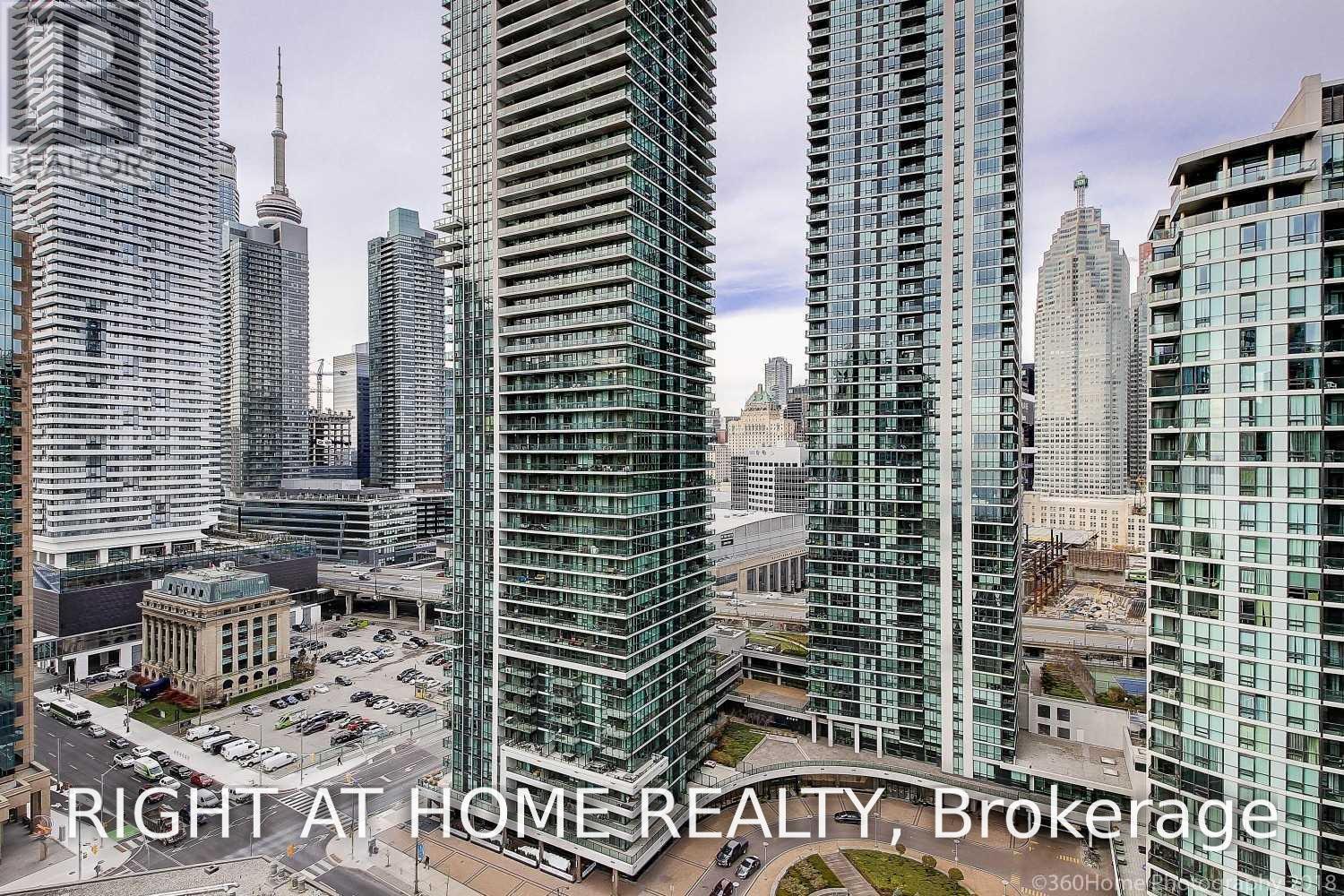 #1712 10 QUEENS QUAY W - 16