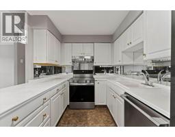 310 Village Grove Drive Unit# 213, Tecumseh, ON N8N4X7 Photo 12