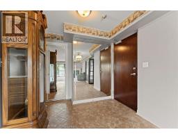 Family room/Fireplace - 310 Village Grove Drive Unit# 213, Tecumseh, ON N8N4X7 Photo 6