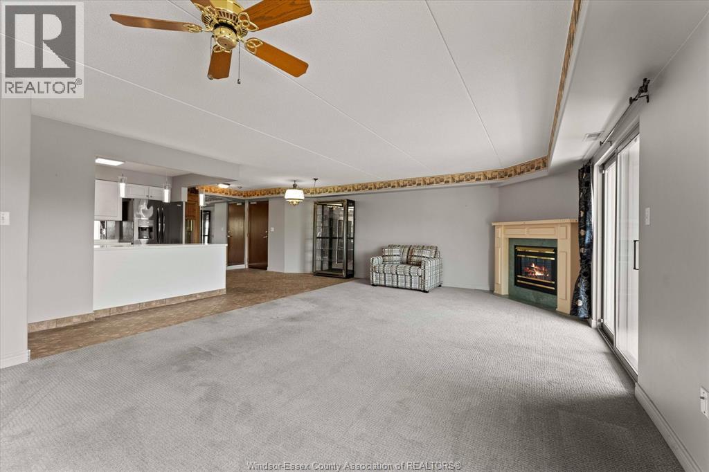 #213 310 VILLAGE GROVE DRIVE - 18