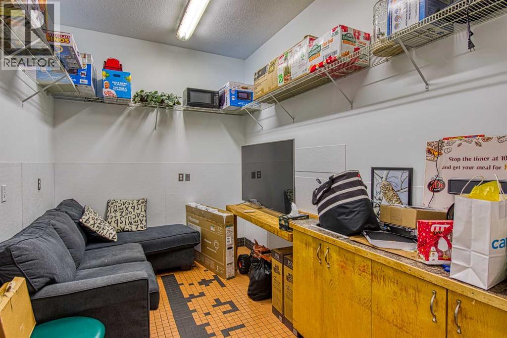9925 100 Street - Photo 31