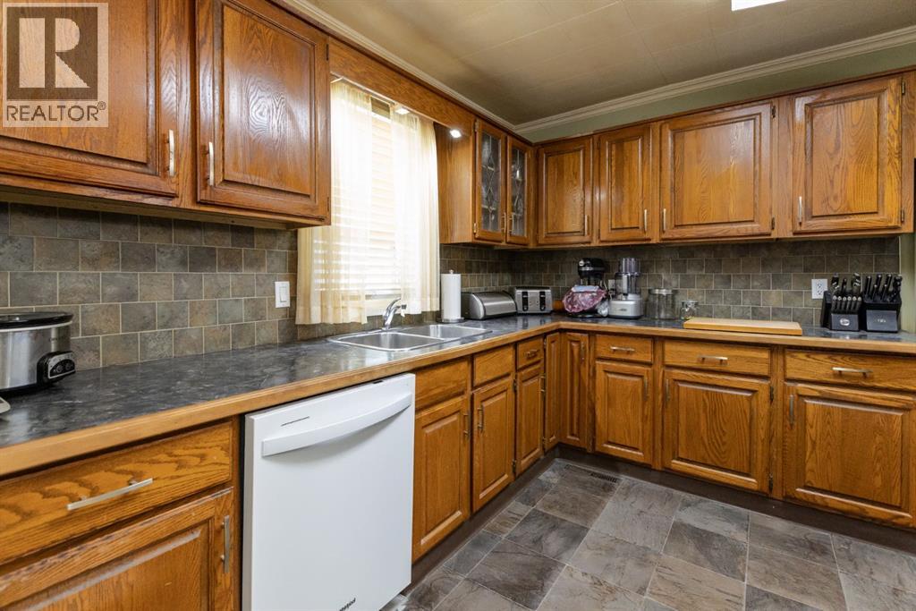 5020 56 Street, Innisfail