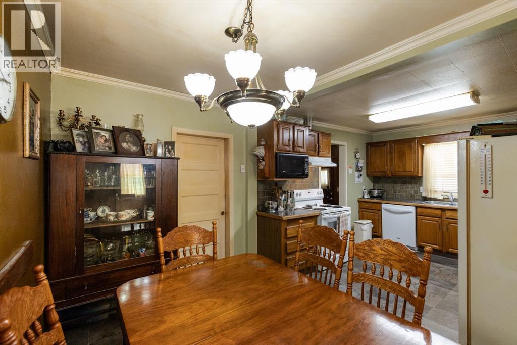 5020 56 Street, Innisfail