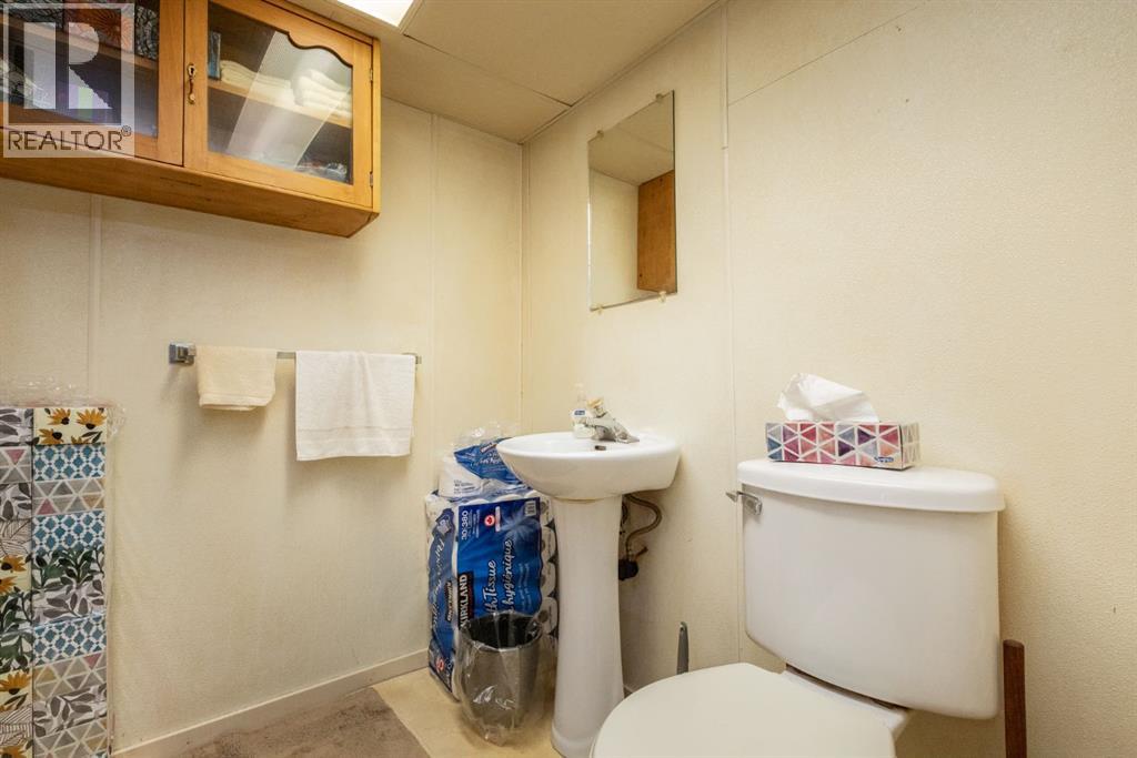 5020 56 Street, Innisfail