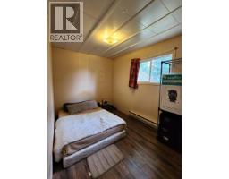 1944 Poplar Avenue, Quesnel, BC V2J3Z5 Photo 9
