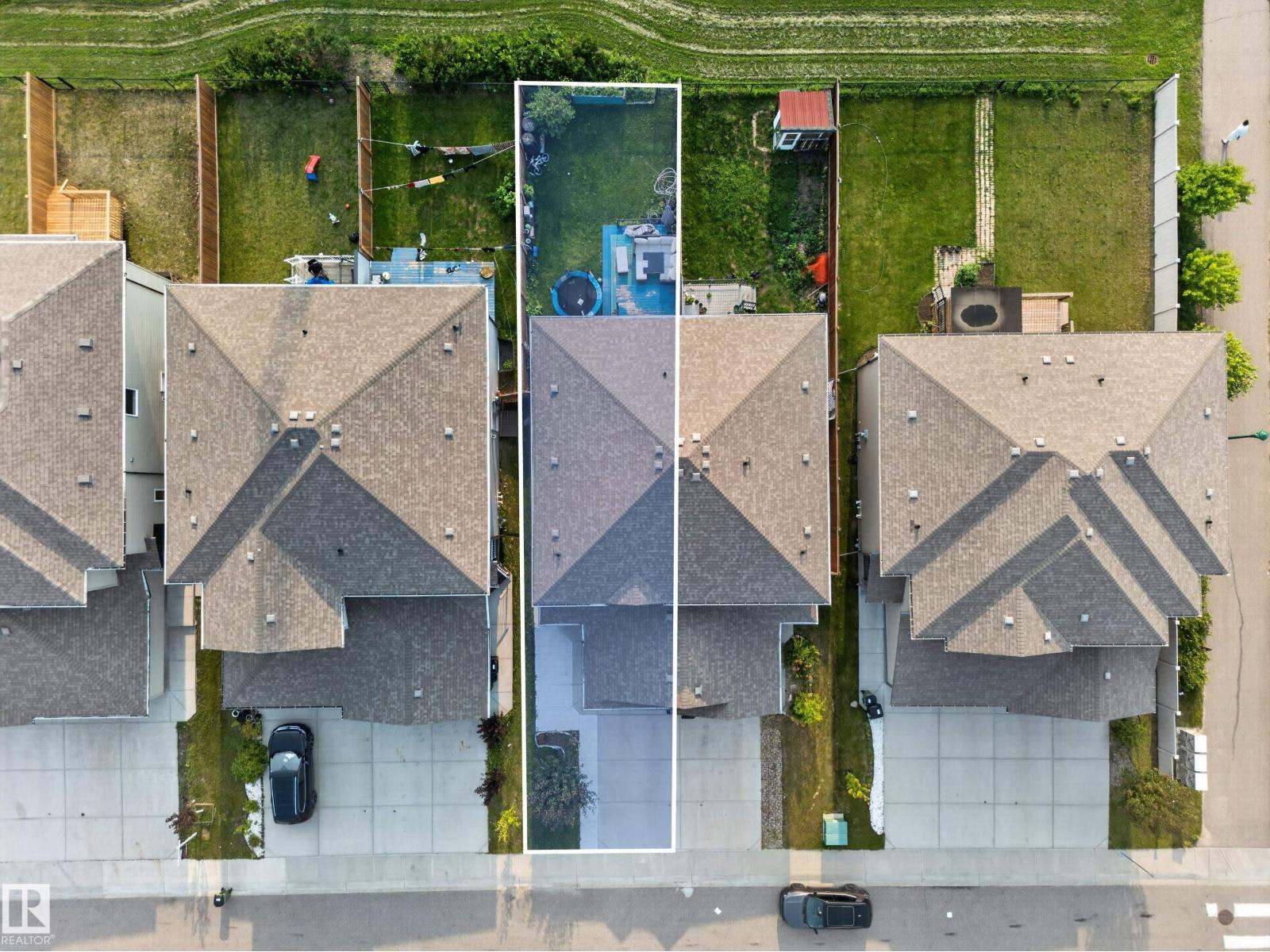 1720 27 STREET NW NW, Laurel, Edmonton photo 2