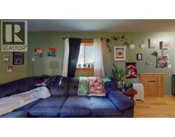 1944 Poplar Avenue, Quesnel, BC V2J3Z5 Photo 18