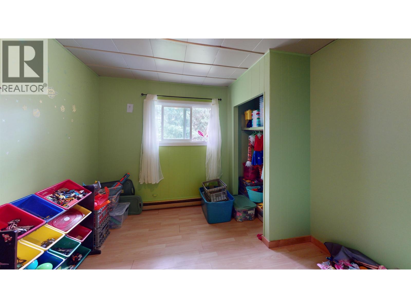 1944 POPLAR AVENUE - 28