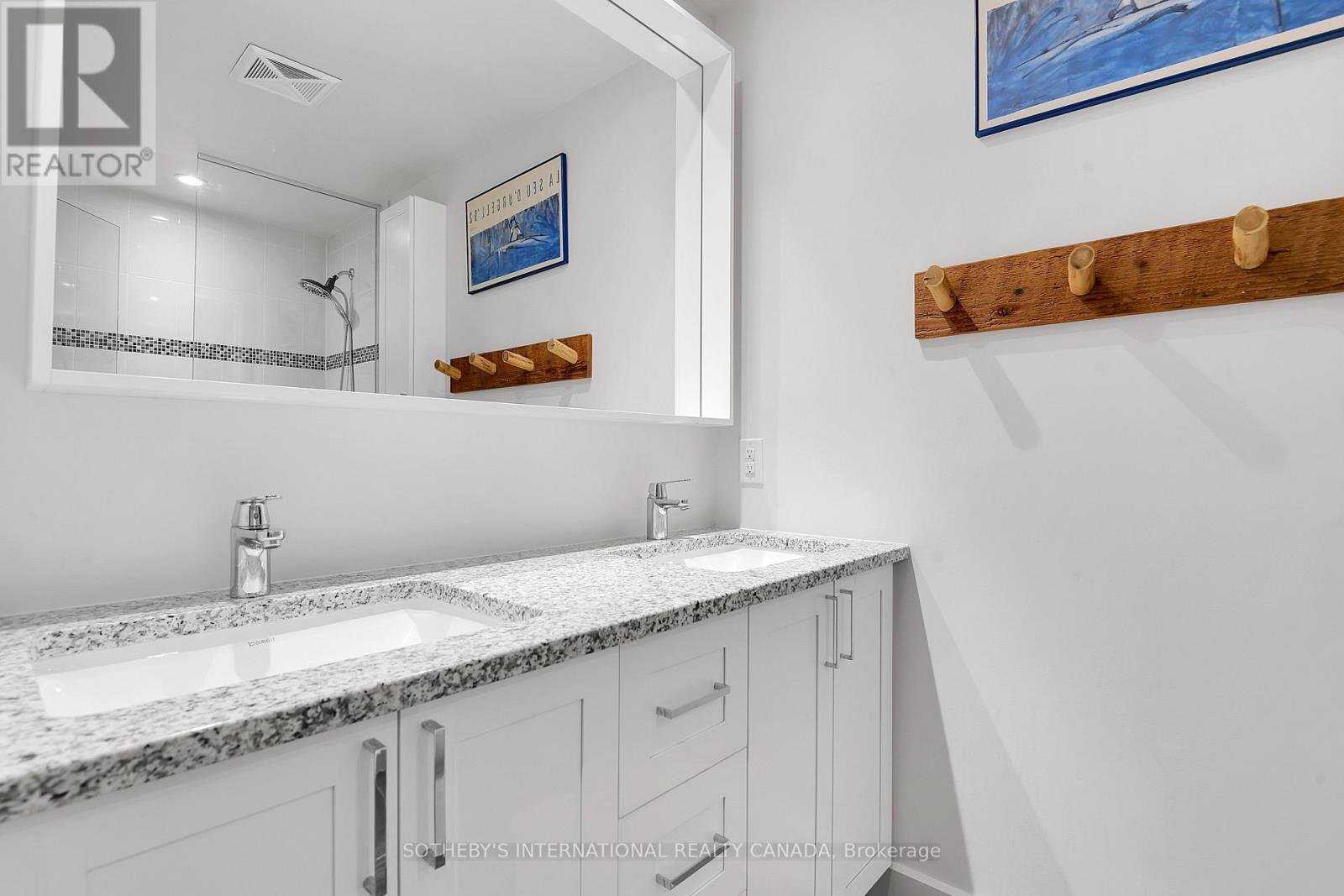 #314 7 MARQUETTE AVENUE - 18