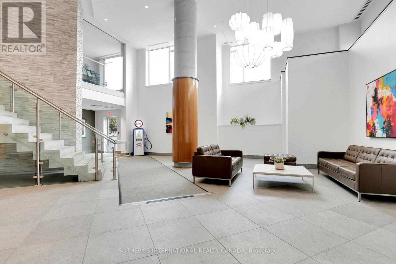 #314 7 MARQUETTE AVENUE - 2