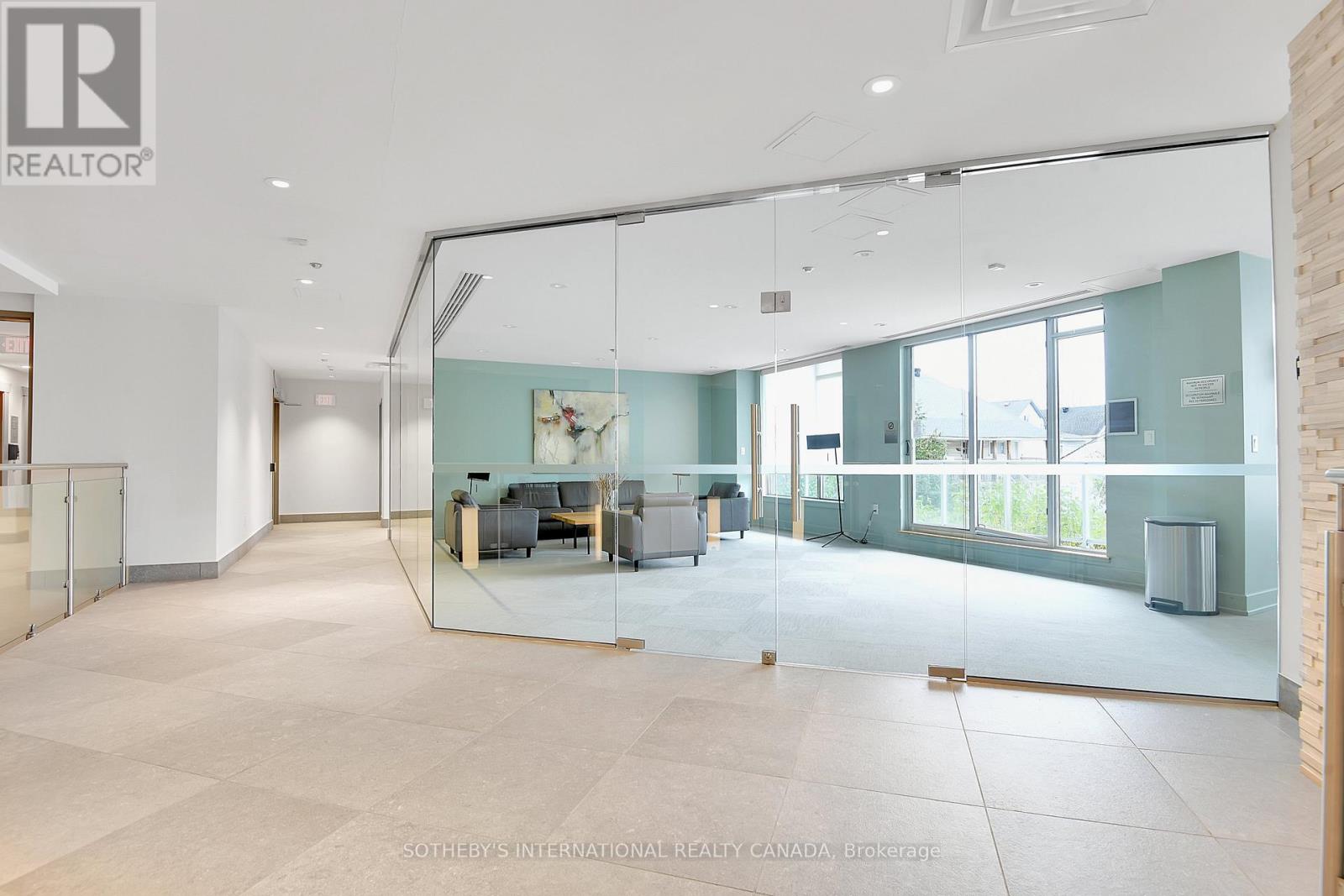#314 7 MARQUETTE AVENUE - 24