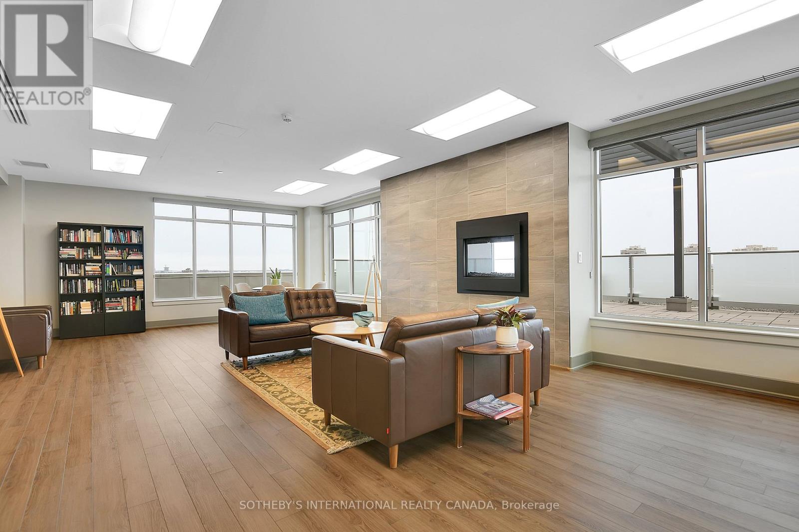 #314 7 MARQUETTE AVENUE - Image 26