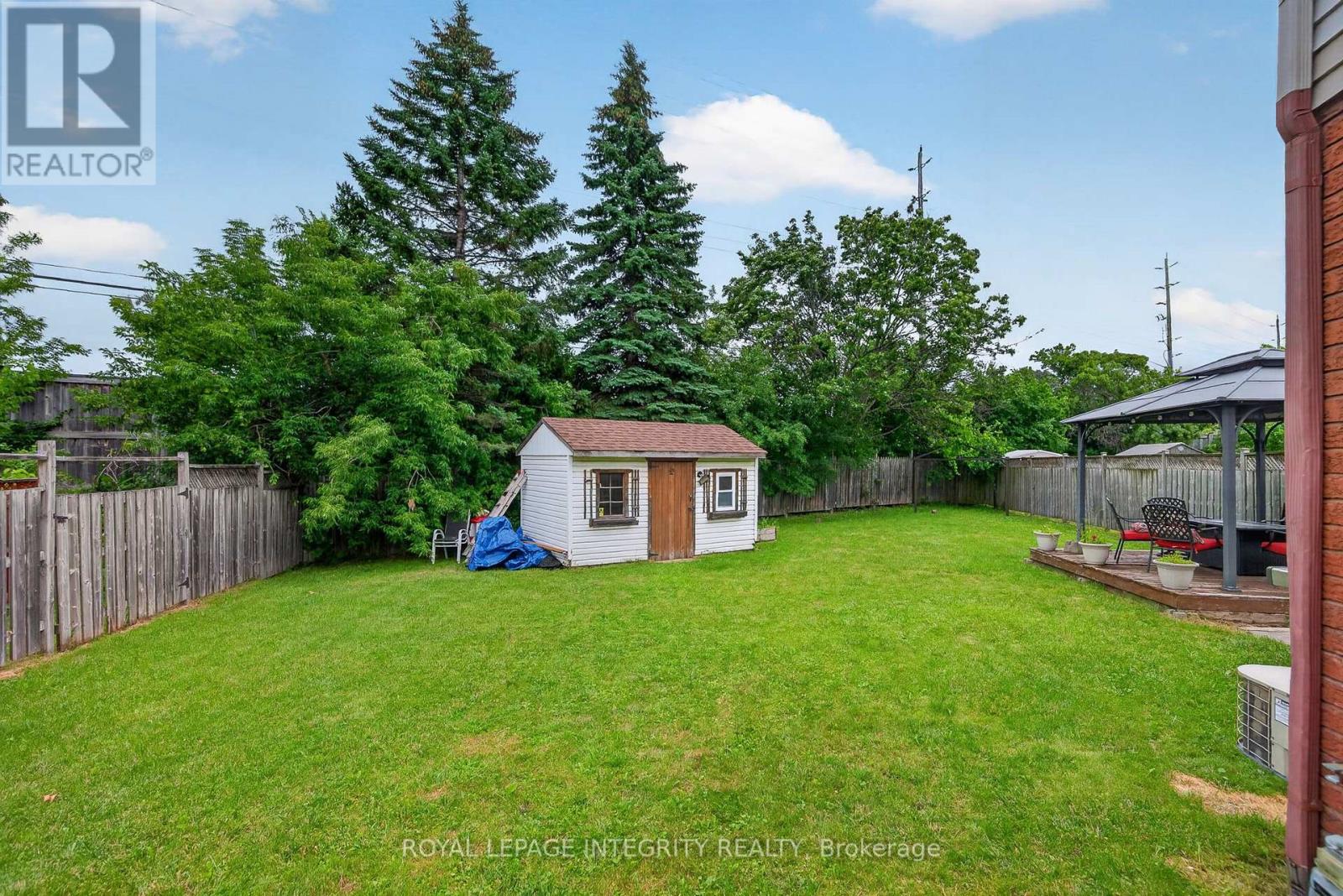 137 HUNTERSWOOD CRESCENT - Image 44