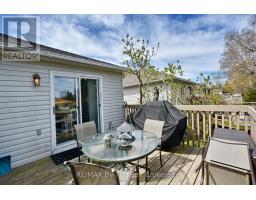 Family room - 17 Acorn Crescent, Wasaga Beach, ON L9Z1L6 Photo 6
