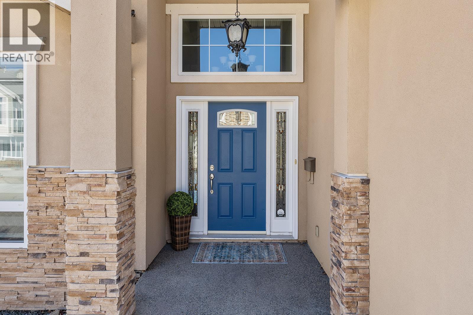 1285 Tanemura Crescent - 3