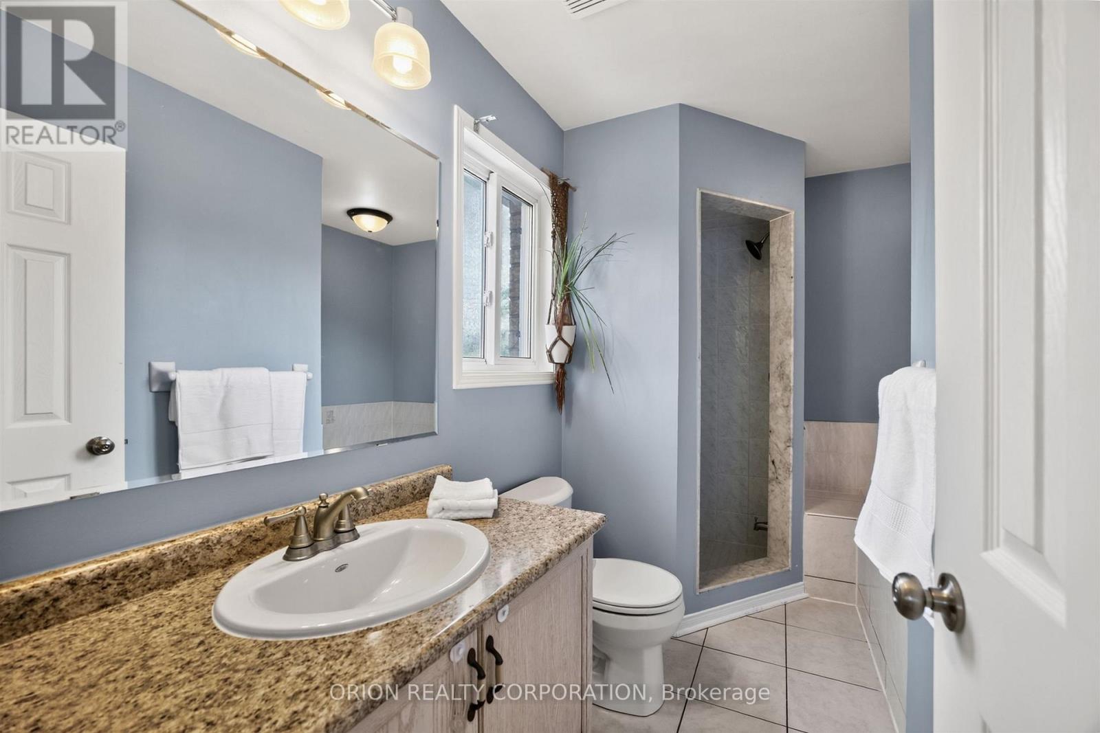 43 LIGHTHOUSE STREET - Image 25