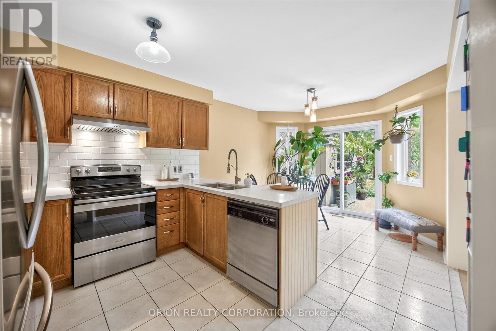 43 LIGHTHOUSE STREET - Image 9