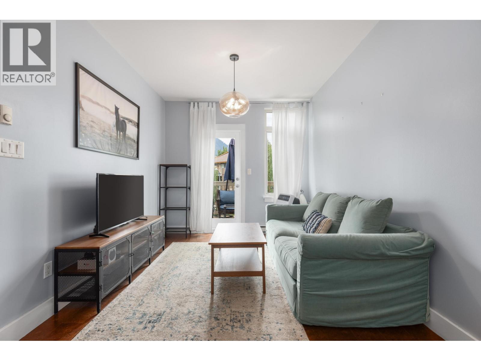 205 7330 ARBUTUS STREET, Pemberton