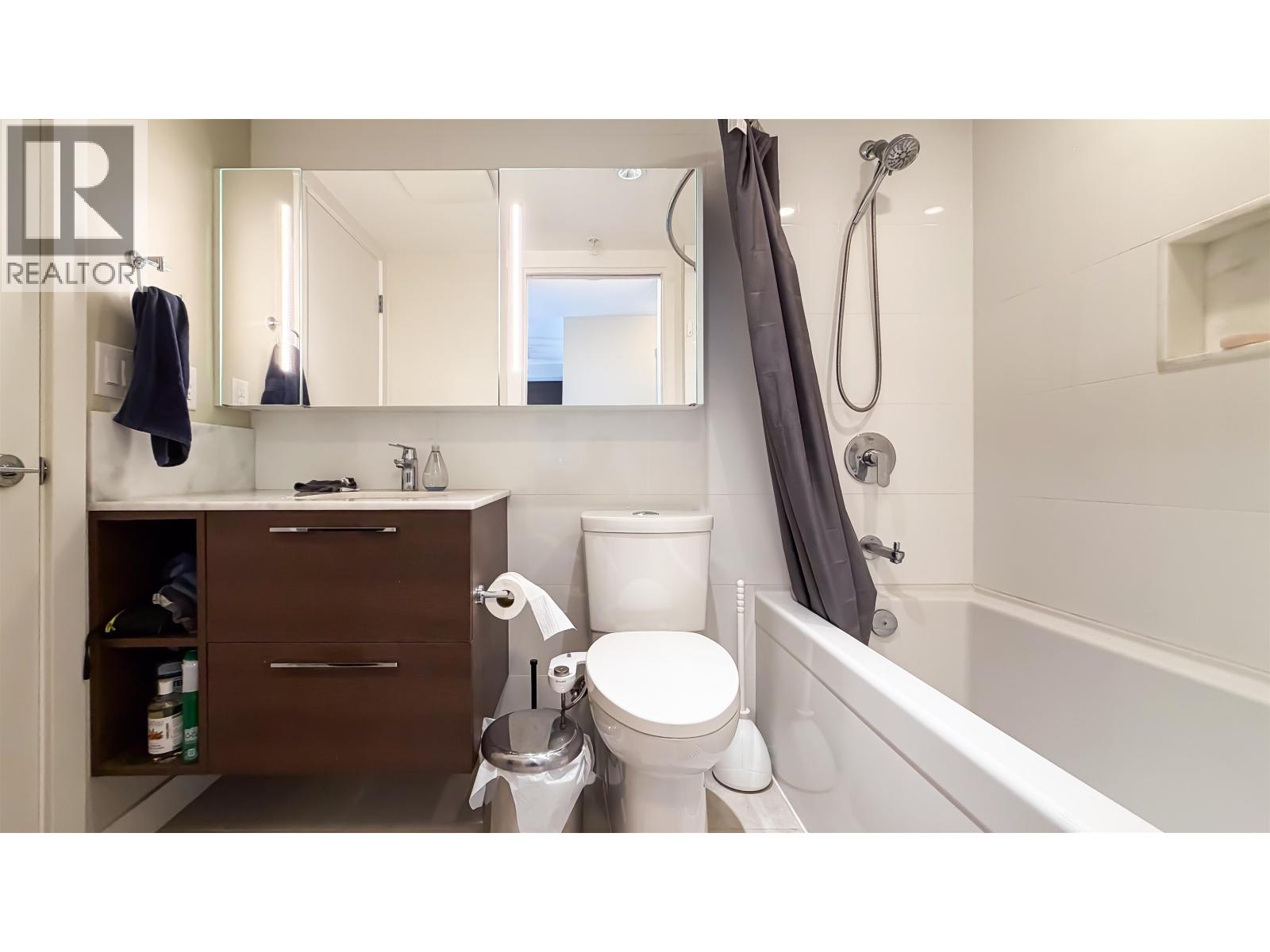 2006 570 EMERSON STREET, Coquitlam