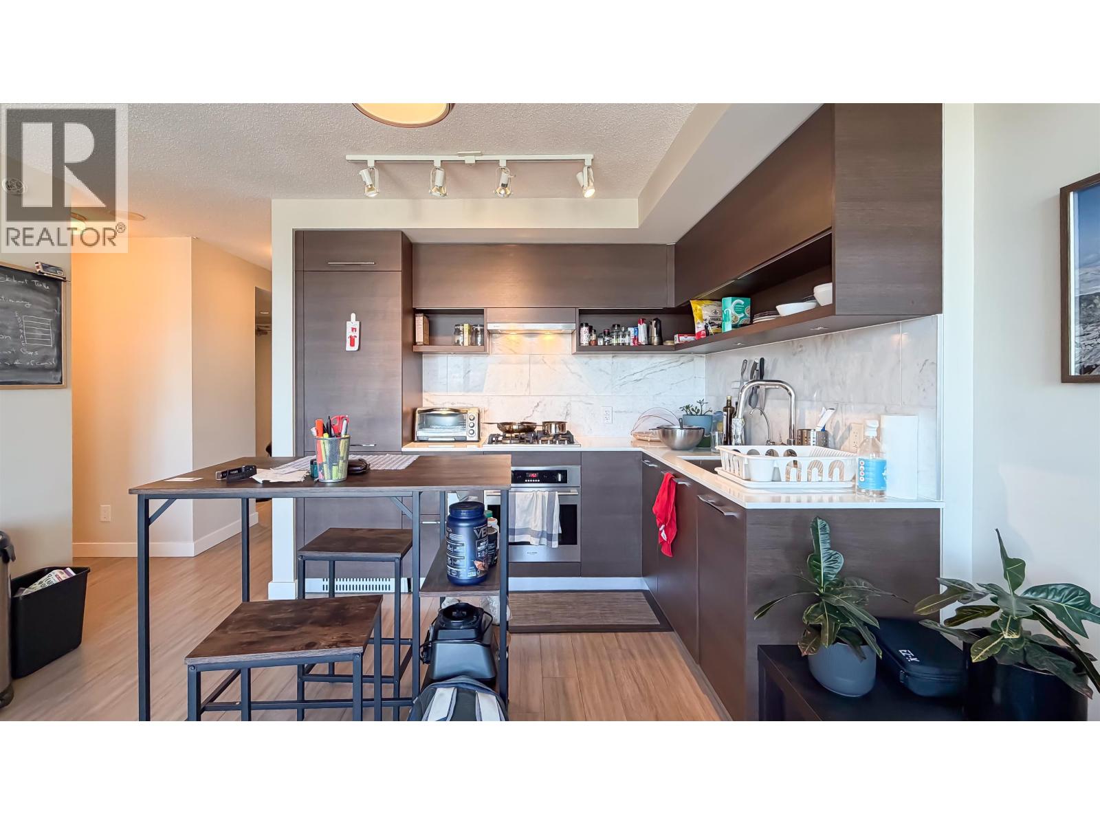 2006 570 EMERSON STREET, Coquitlam
