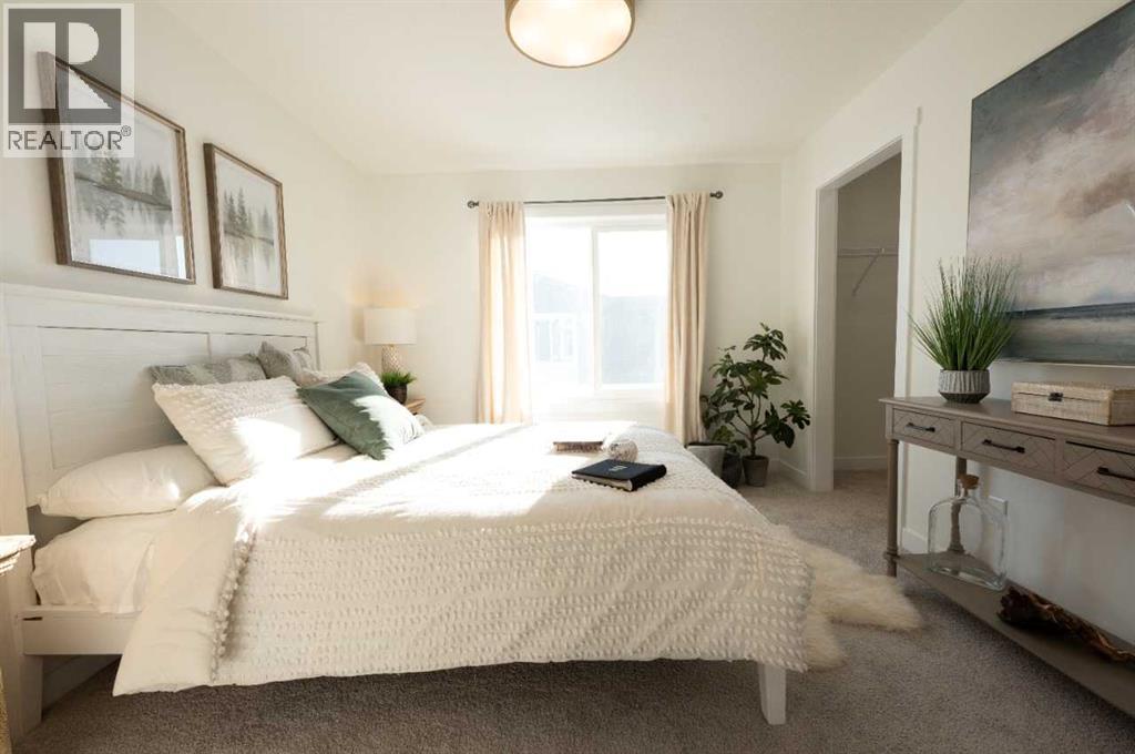 #212 75 Cornerstone Row NE - 13