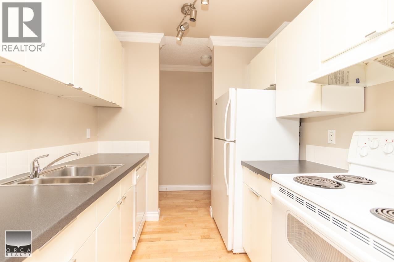 #418 65 FIRST Street, New Westminster, British Columbia, V3L5K9, New Westminster, British Columbia — photo 4 of 5