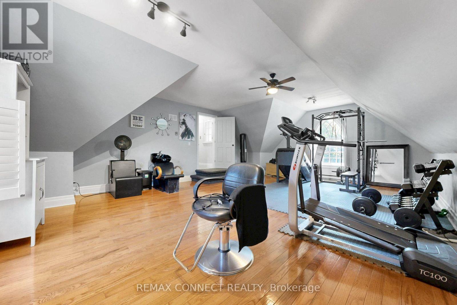 255 LORETTA CRESCENT - Image 36