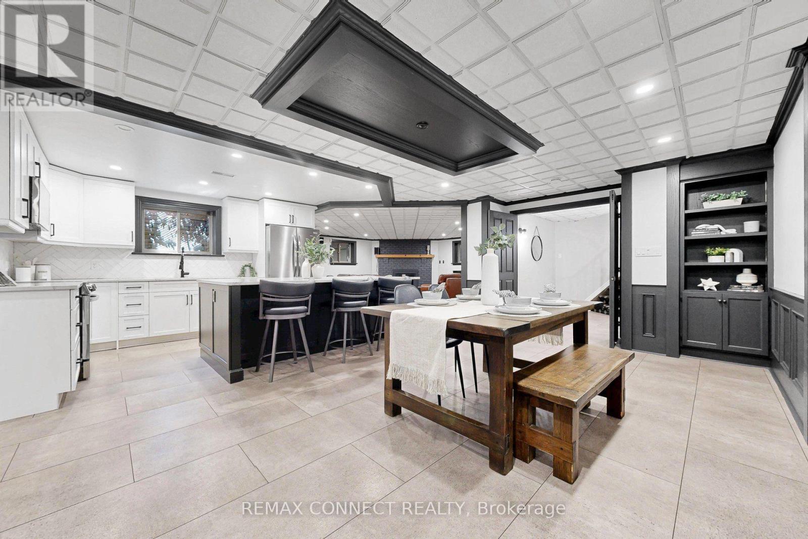 255 LORETTA CRESCENT - Image 39