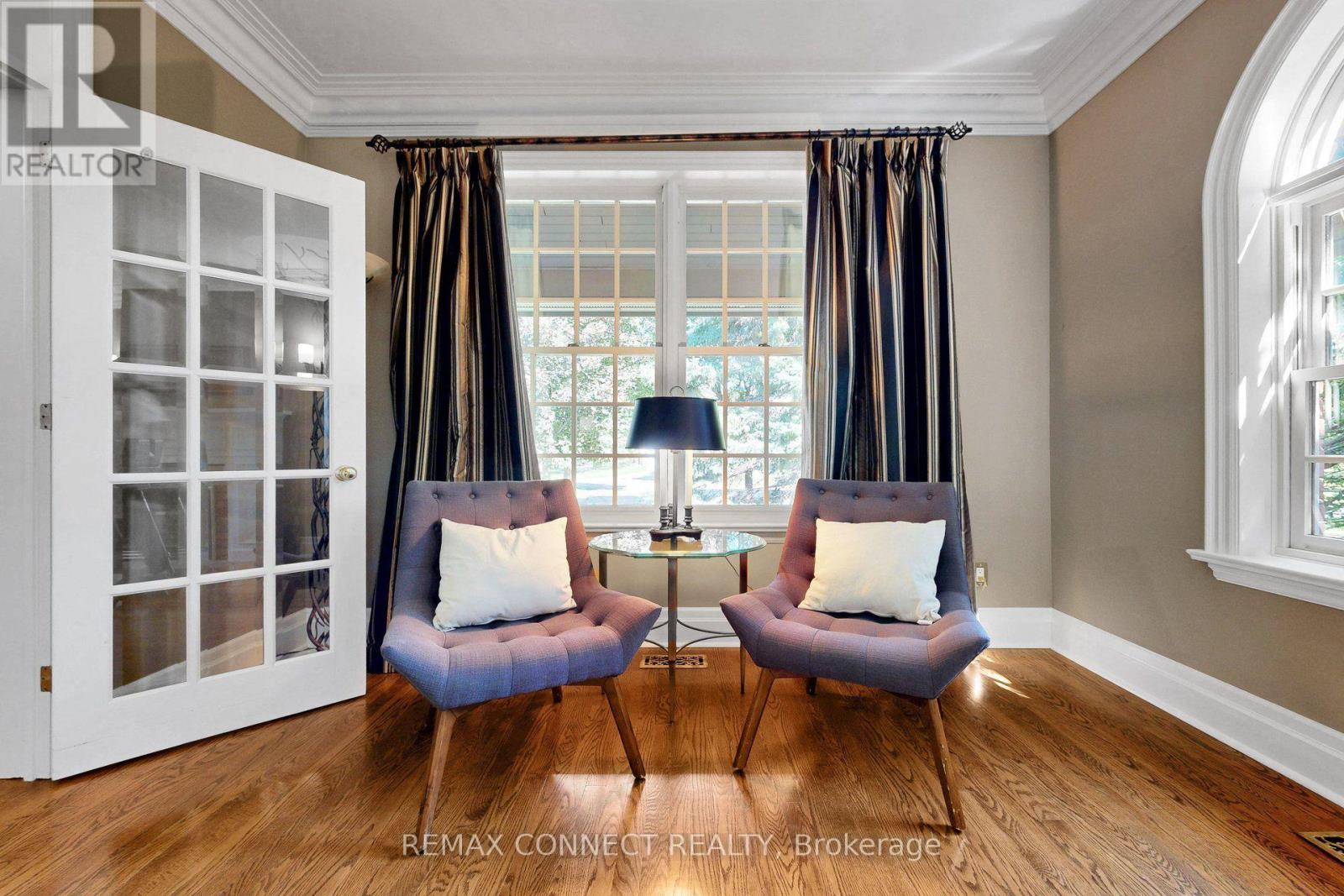 255 LORETTA CRESCENT - Image 7