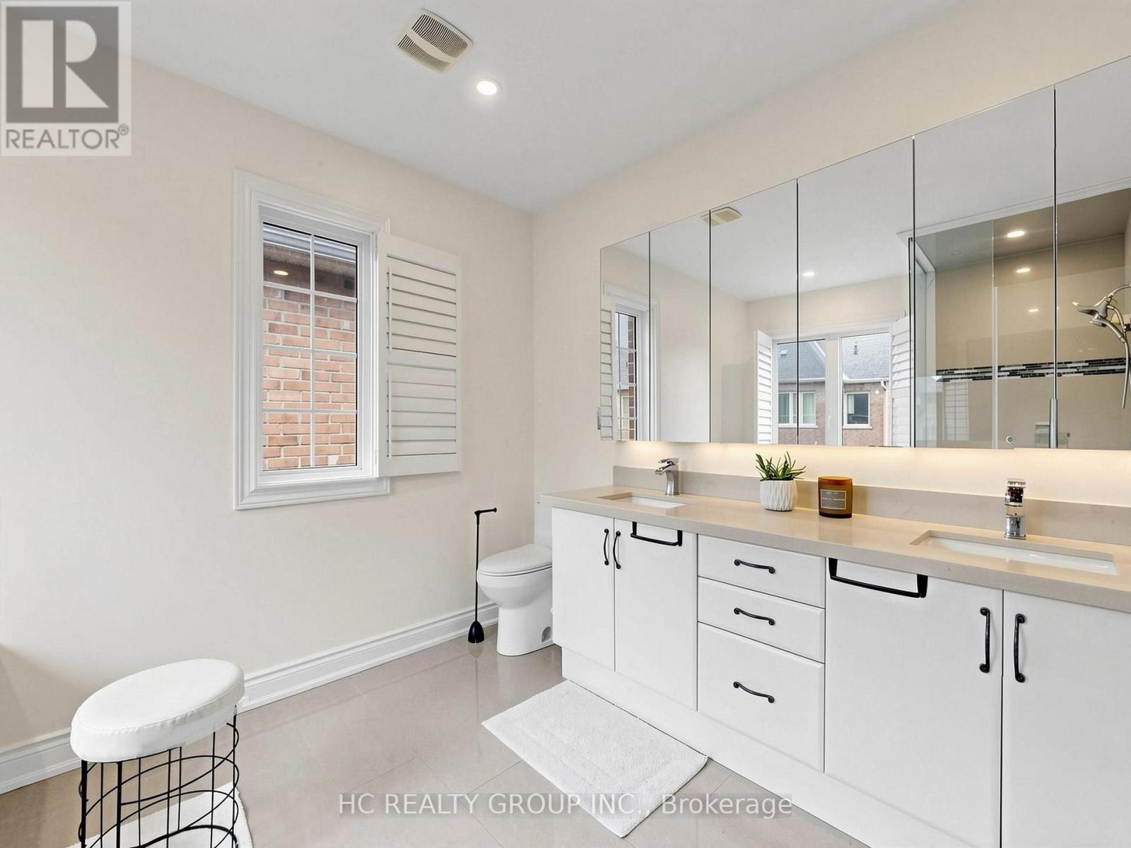 1116 VETERANS WAY - Image 21