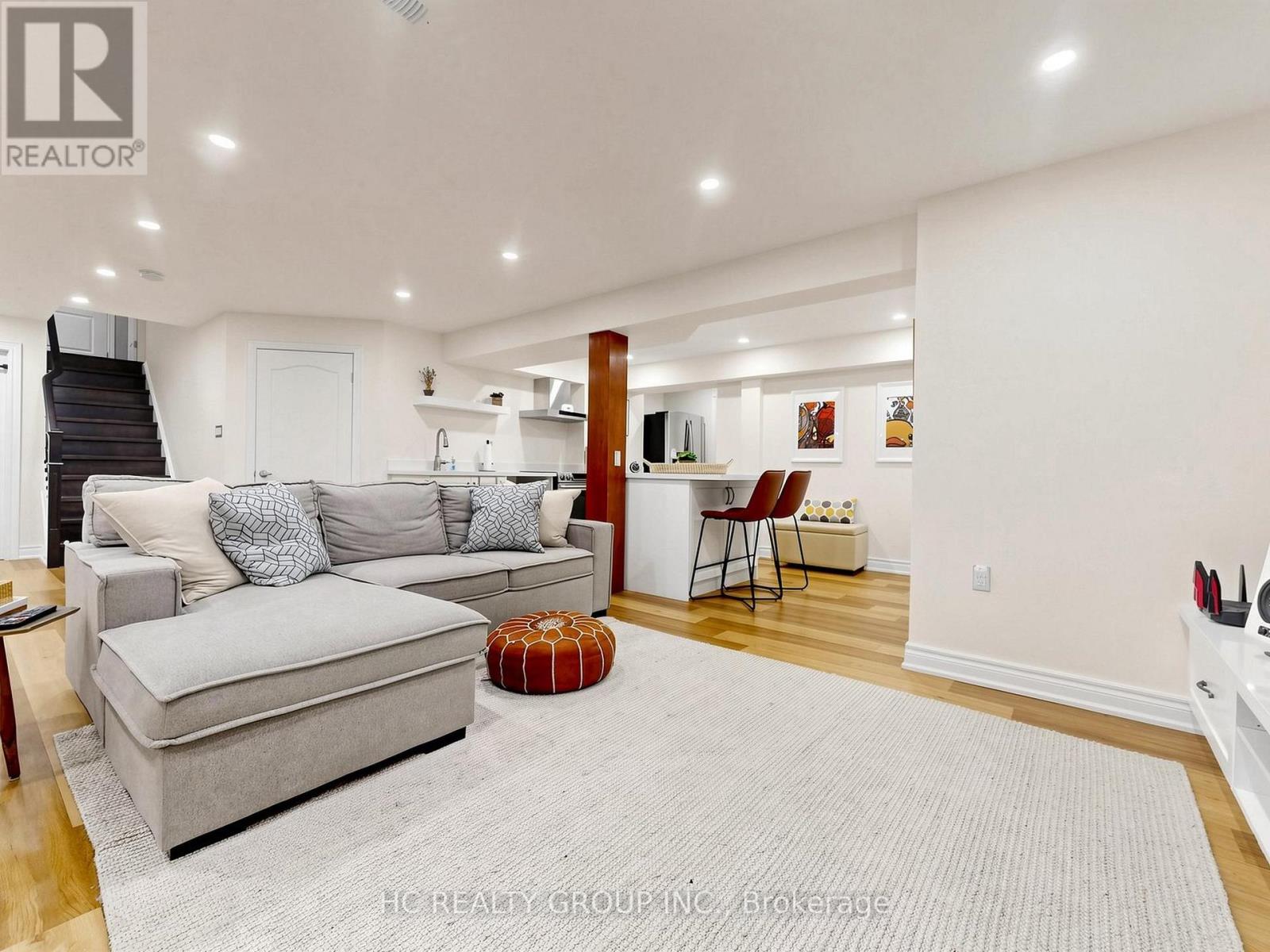 1116 VETERANS WAY - Image 37