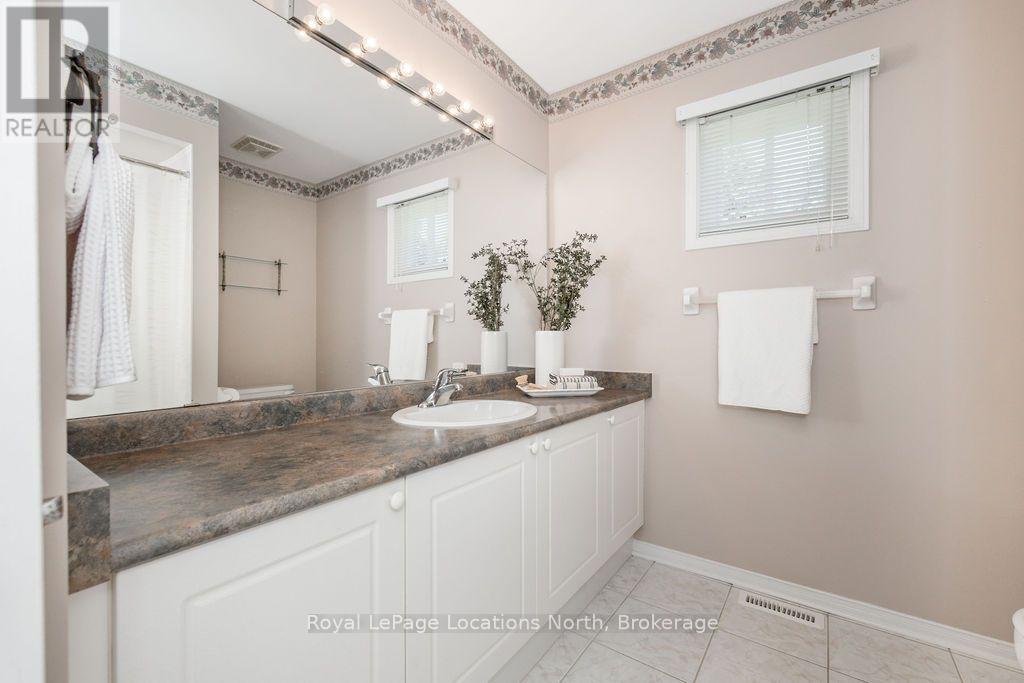 31 BROUWER CRESCENT - 15