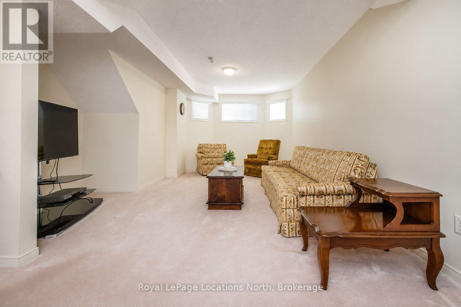 31 BROUWER CRESCENT - Image 19