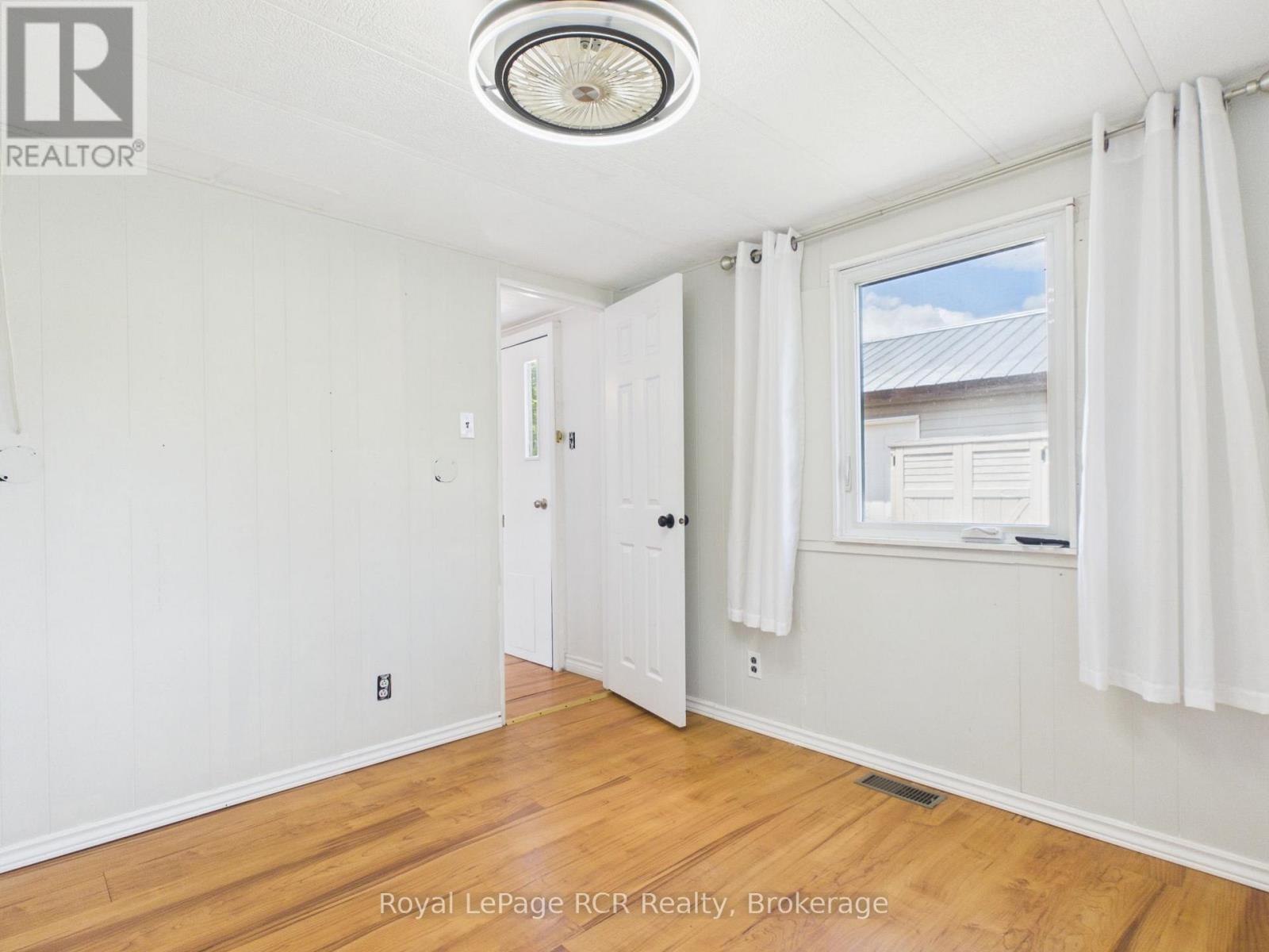 56 SUSSEX SQUARE - 25