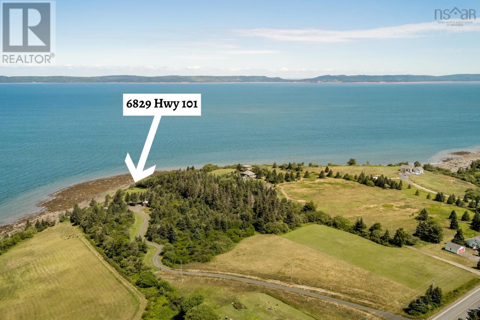 6829 Highway 101 - 29